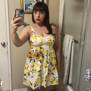 Unique Vintage Jenn & Jo Lemon dress L